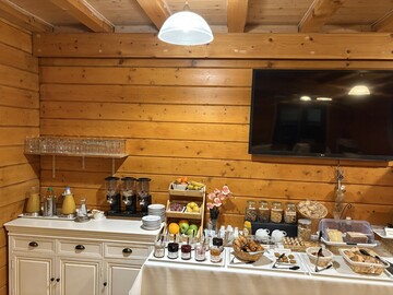 Profitez des services et des équipements de votre hôtel 2 étoiles à Montélier